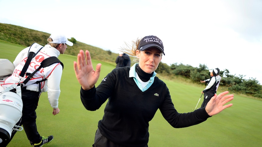 Organisers declared the second round of the British Women's Open null and void due to high winds.