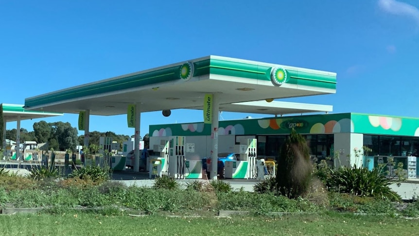 The exterior of the BP service station at Raglan