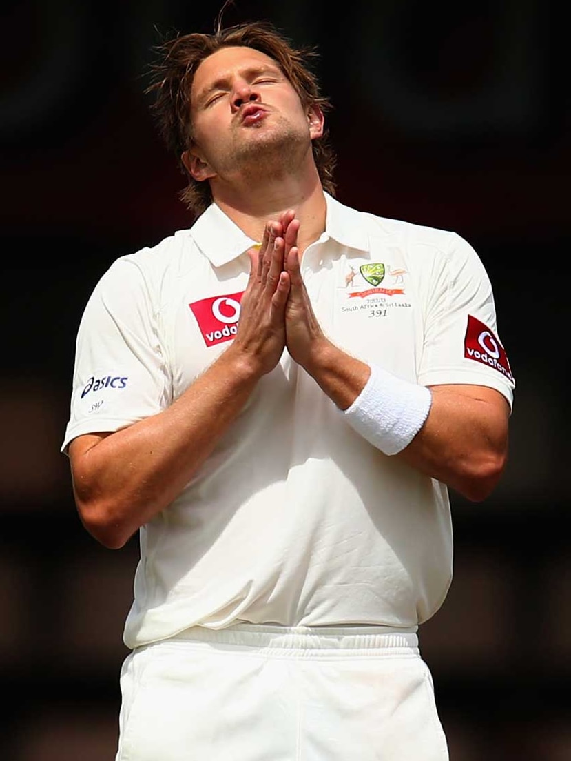 Watson reacts after bowling on day five