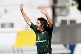 Brett Geeves celebrates a wicket