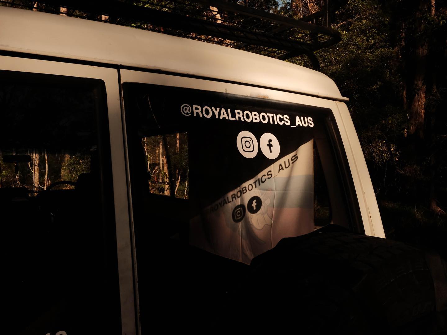 An old Troopy with a sticker that says @RoyalRobotics_Aus.