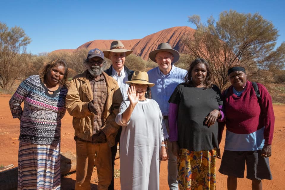 Indigenous leaders welcome Labor's commitment to deliver on Uluru ...