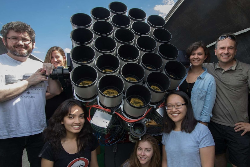 Dragonfly telescope and scientists