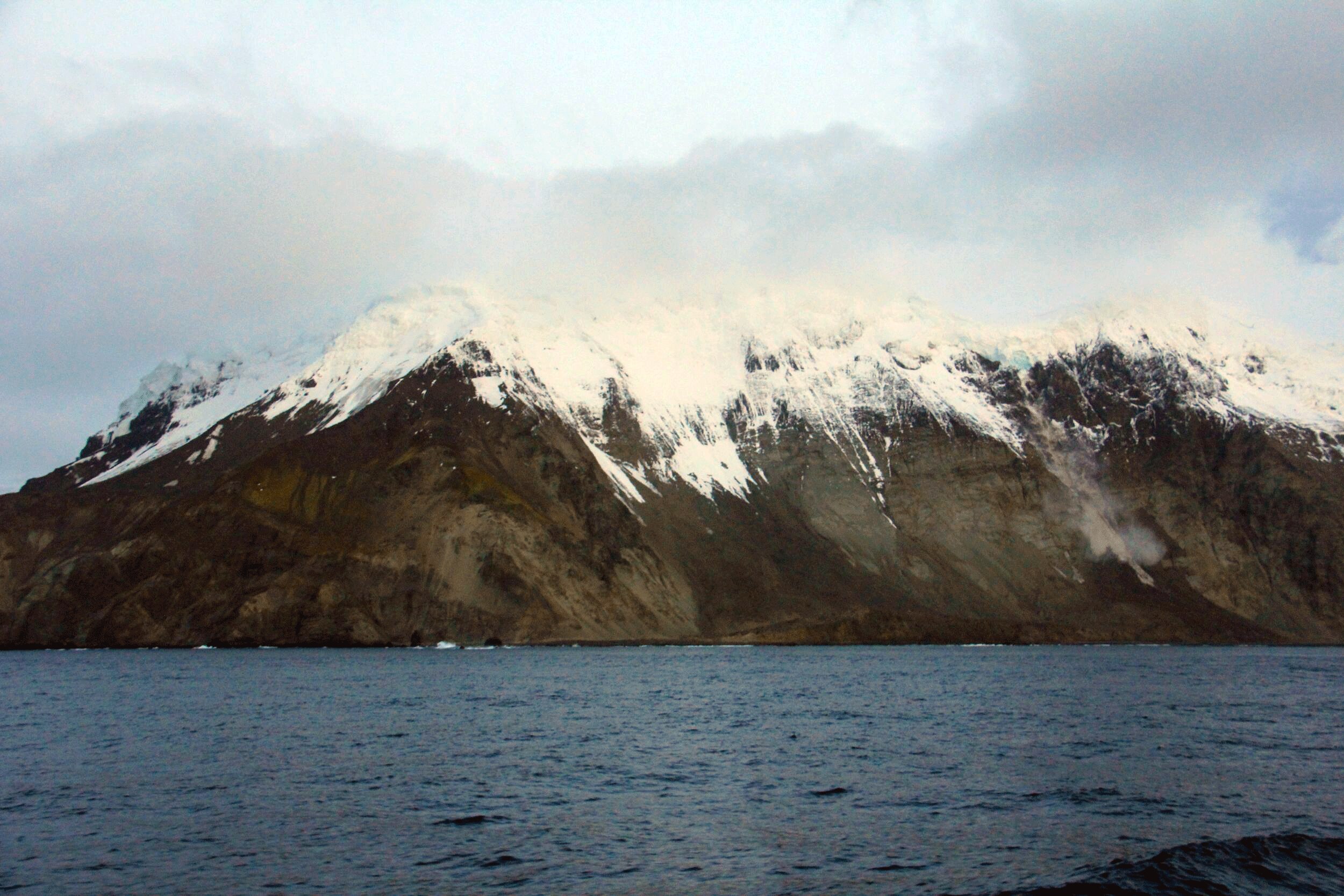 Explorer journeys to the end of the Earth - ABC News