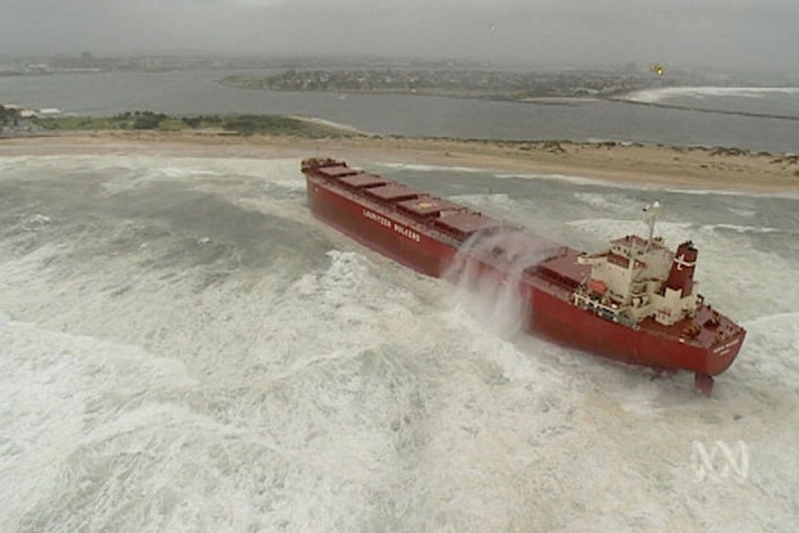 Grounded freighter MV Pasha Bulker