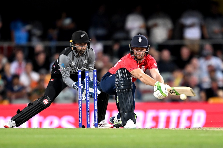 Jos Buttler juega un barrido inverso