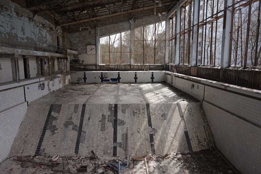 Empty swimming pool in Pripyat