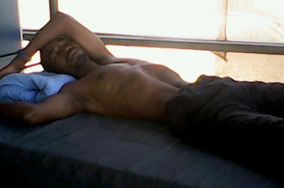 Manus Island: PNG government contradicts Peter Dutton's comments that protesting asylum seekers used weapons