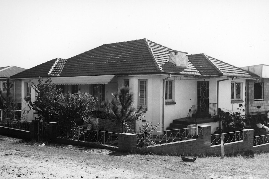 Black and white photo of house at 2813 Ipswich Road, Darra
