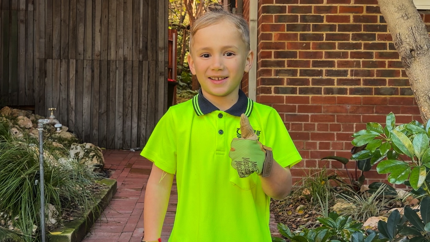 Six-year-old's love for garbage trucks earns him 'work' on bin rounds