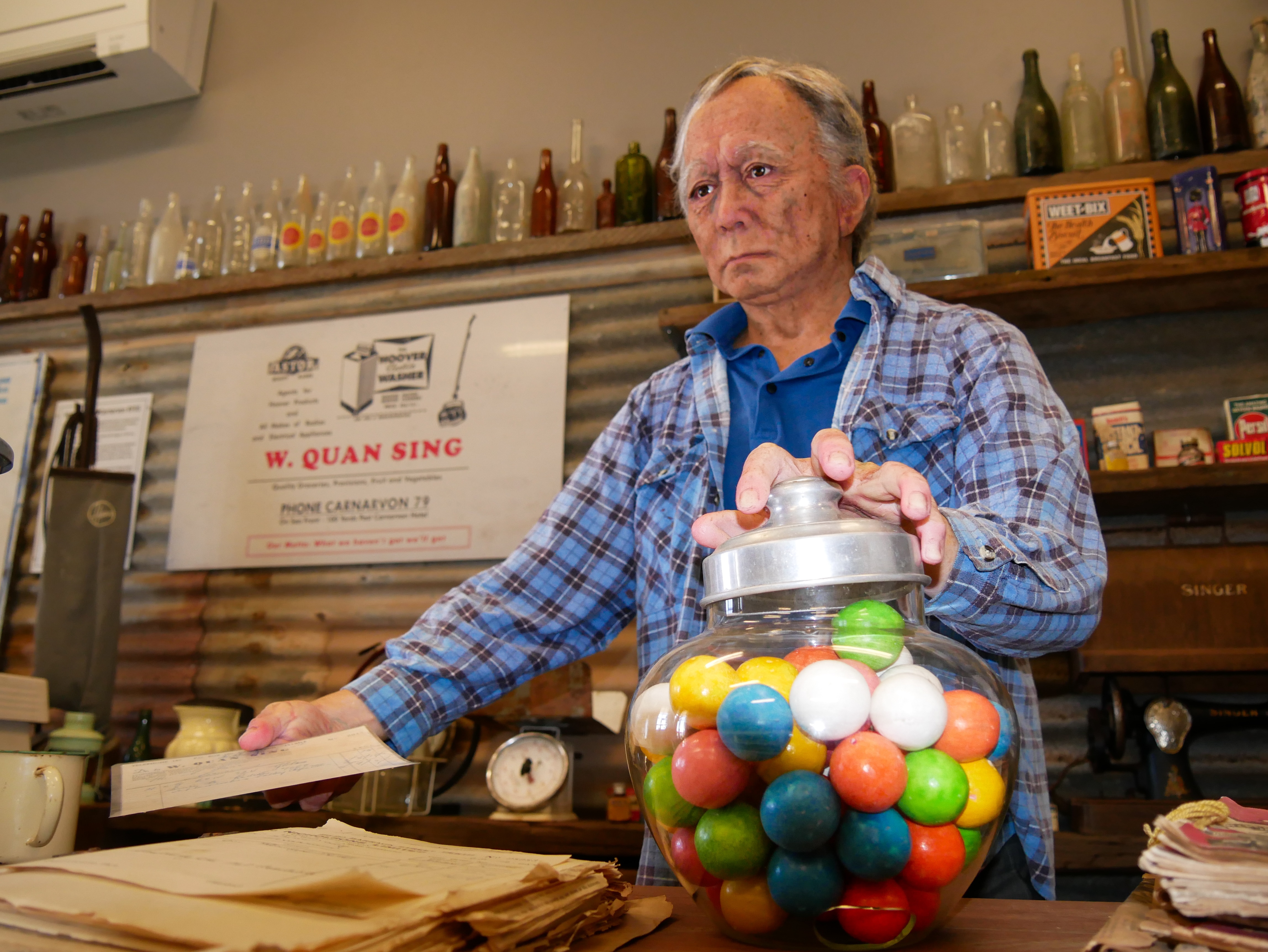History brought back to life by hyperreal mannequins