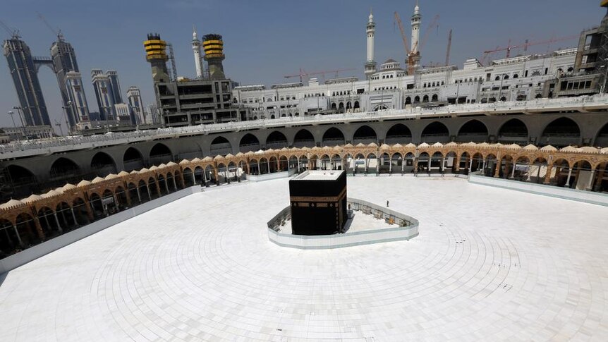 Empty kaaba