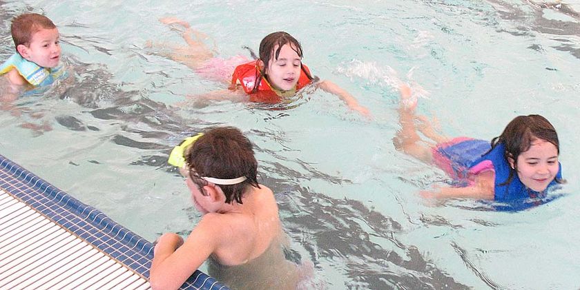 Drowning of boy at busy pool a 'tragic accident' - ABC News