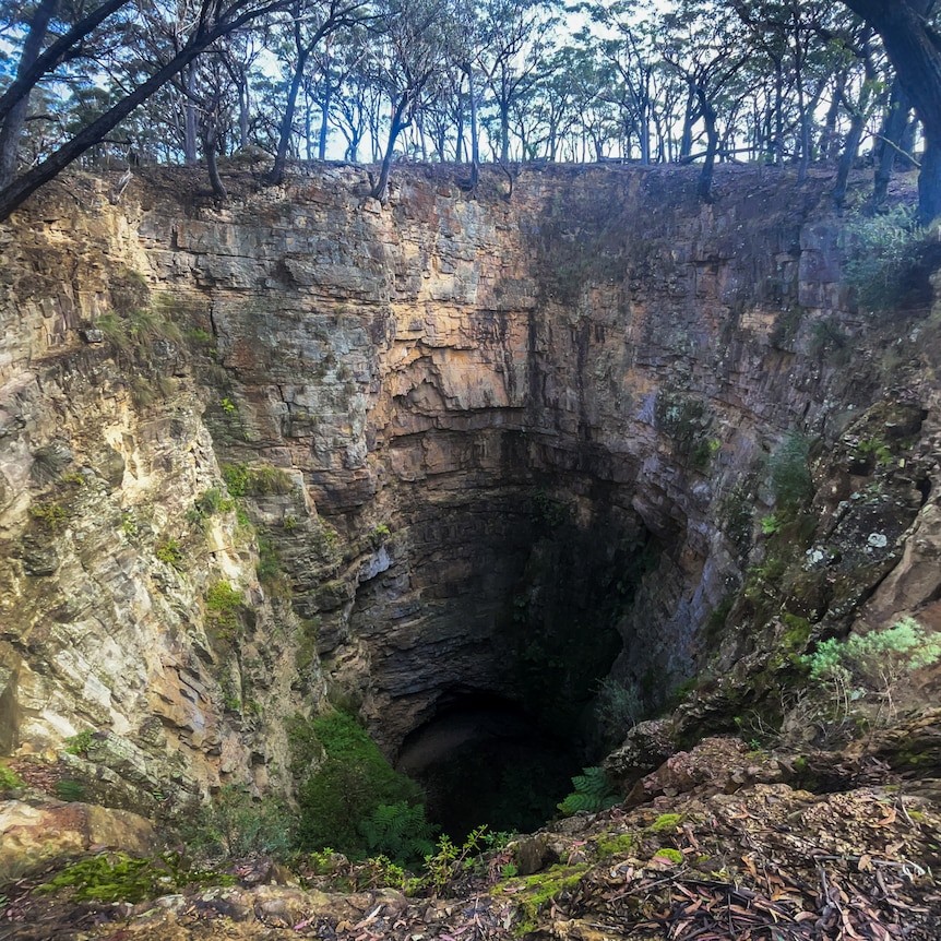 The Big Hole at Deua National Park