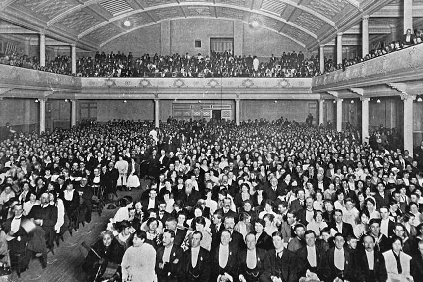 The audience at the opening of City Hall in 1915