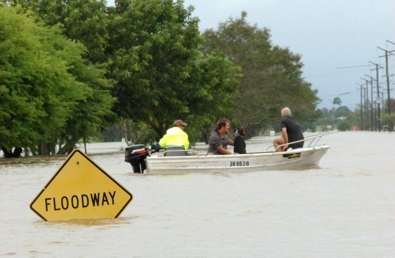 Normality returns after Ingham floods - ABC News