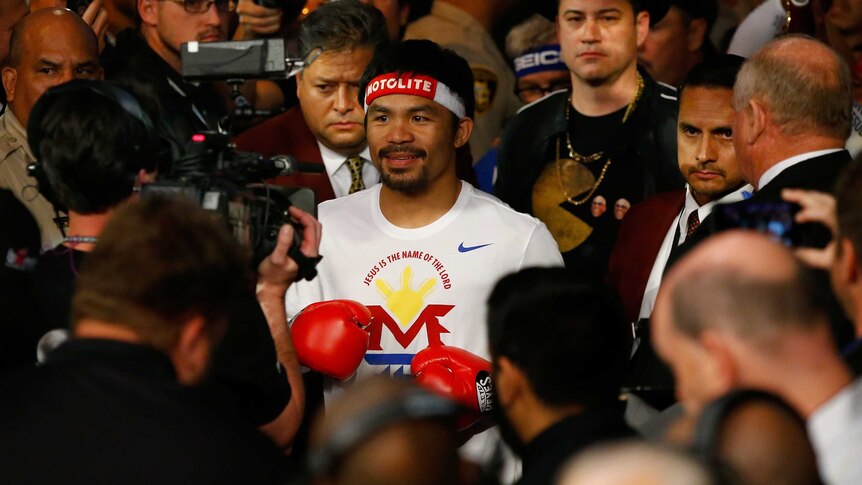 Pacquiao enters ring for Mayweather bout