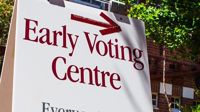 An early voting centre sign in Bendigo