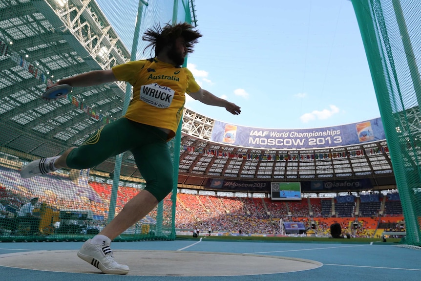 Julian Wruck launches a discus in world champs final in Moscow, 2013
