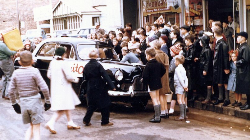The first day of sales for the Weis company, in Toowoomba 1957.