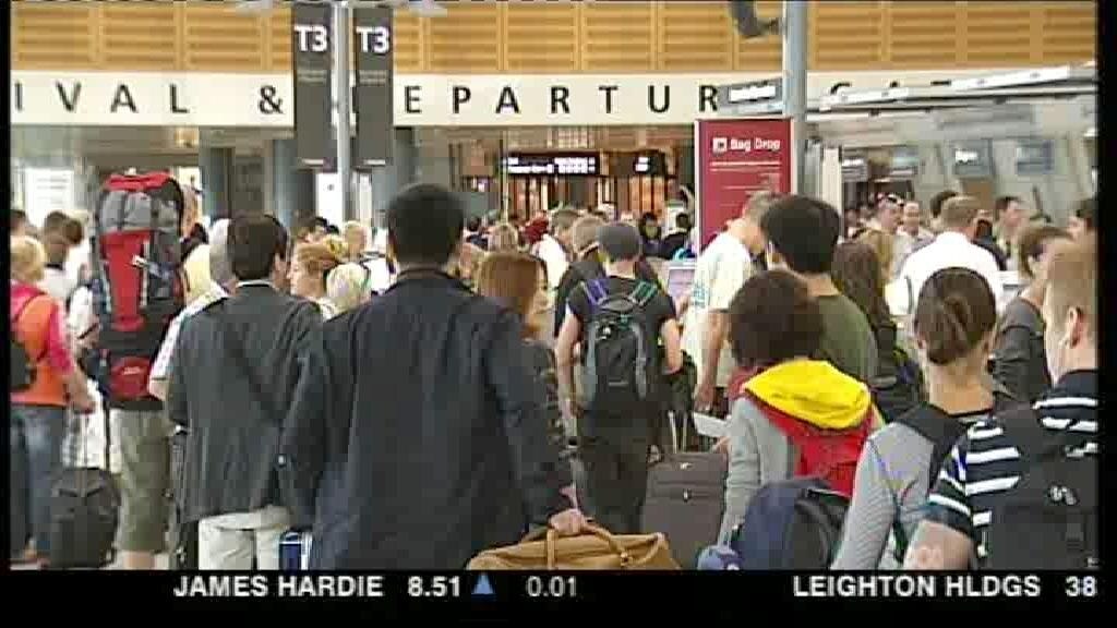 Queues continue after airport failure - ABC News