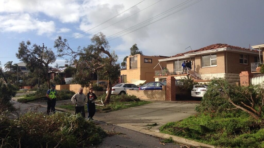 Hilton house loses roof in storm