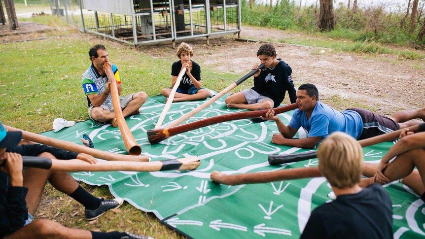 Mid North Coast indigenous festival hosts didgeridoo workshop