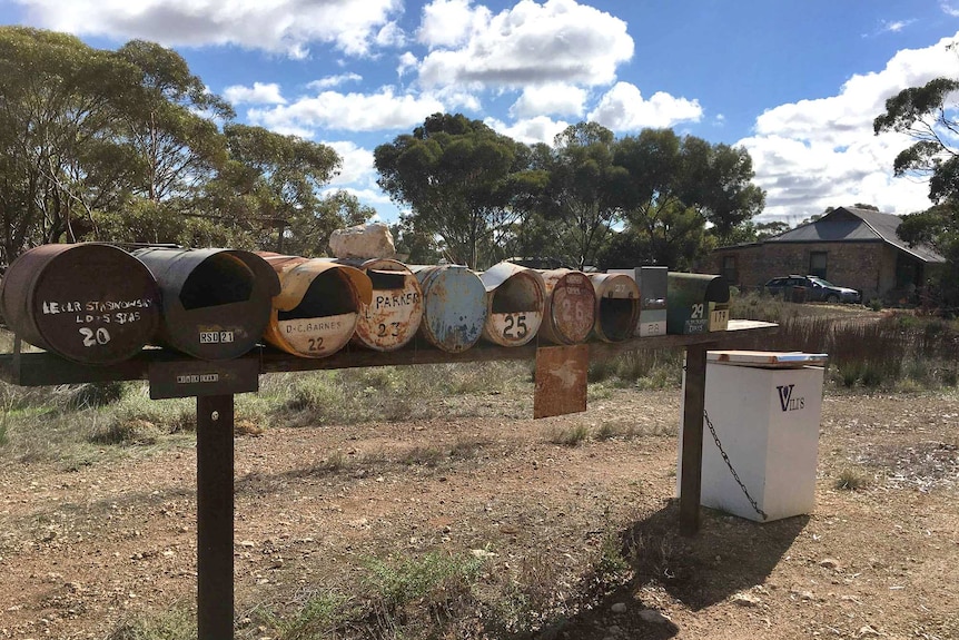 Mantung Mailboxes
