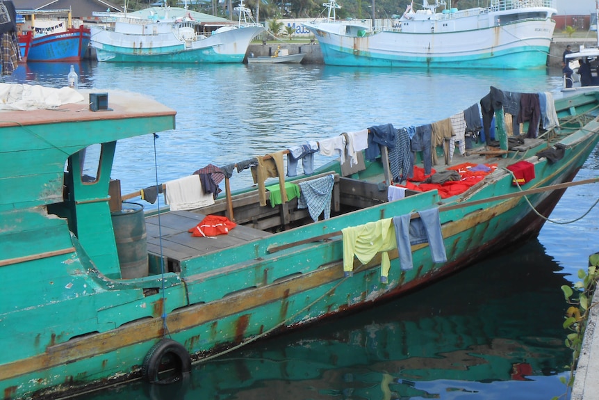 Asylum seekers land on Micronesian island of Yap