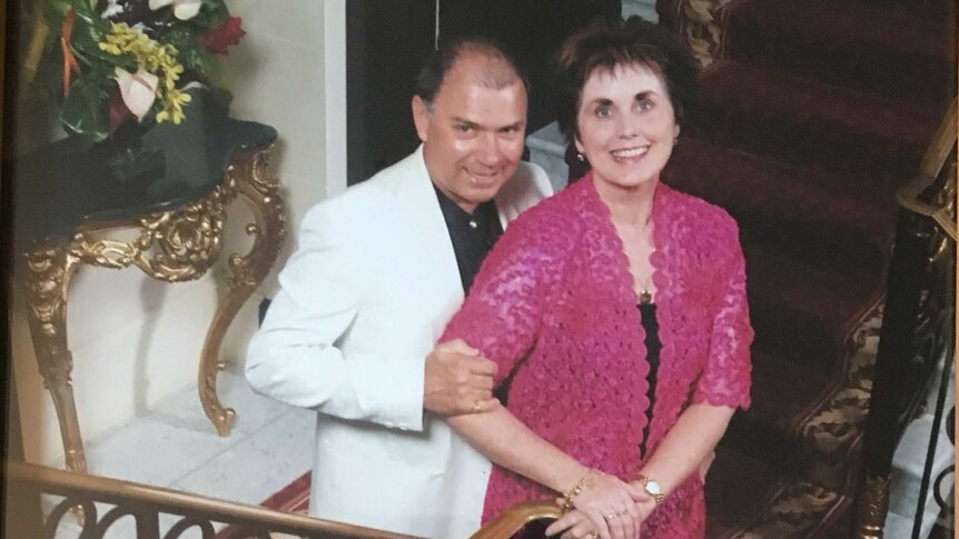 Jan Maessen pictured smiling with her husband before her mesh operation