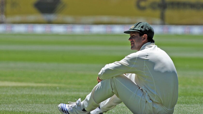 Ricky Ponting shares a wry smile after dropping Dale Steyn on 32.