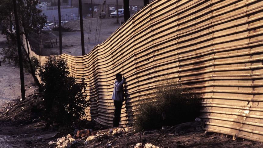 Fence along the US/Mexico border, near Tijuana