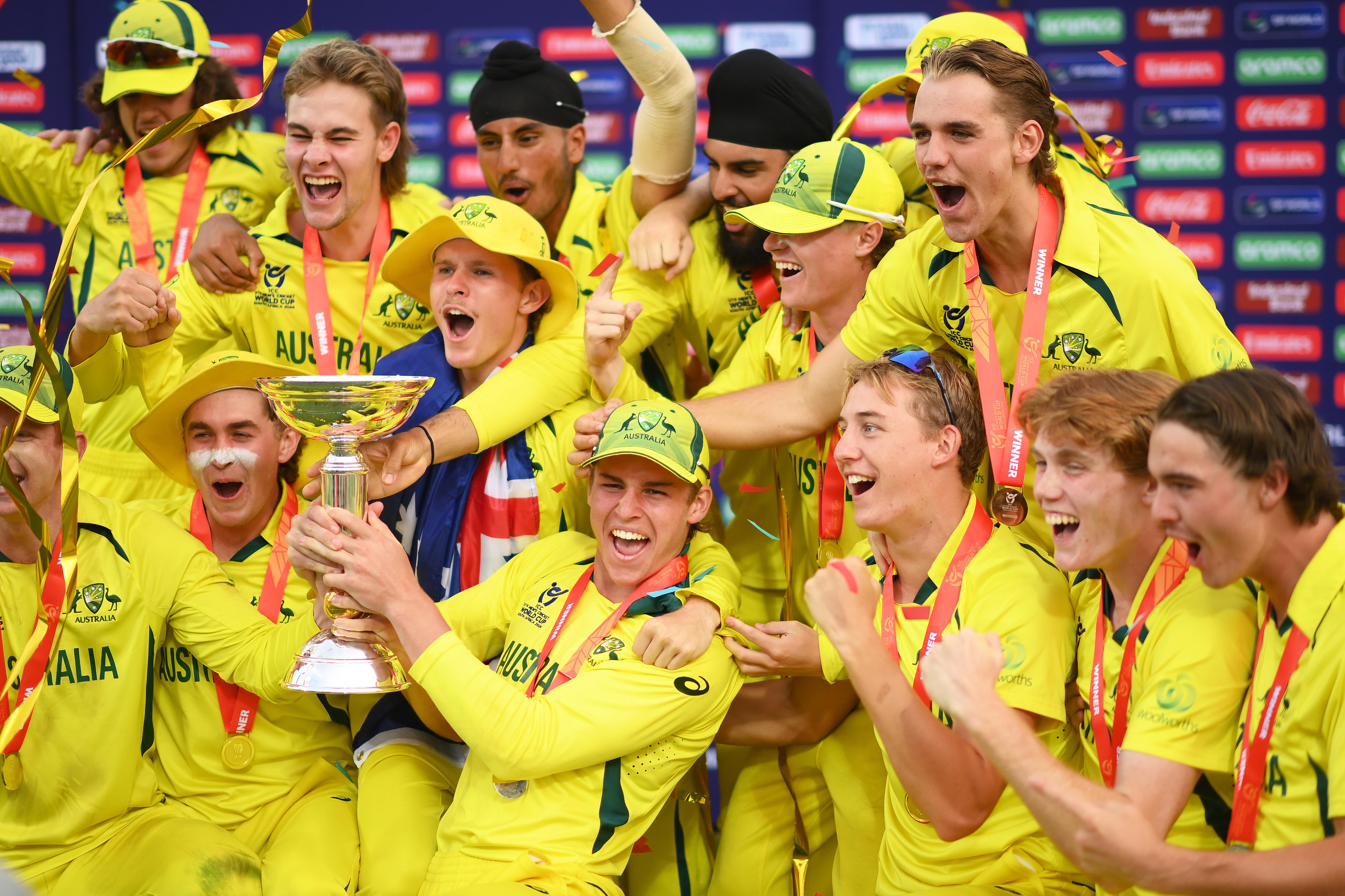 Australia celebrate a wicket
