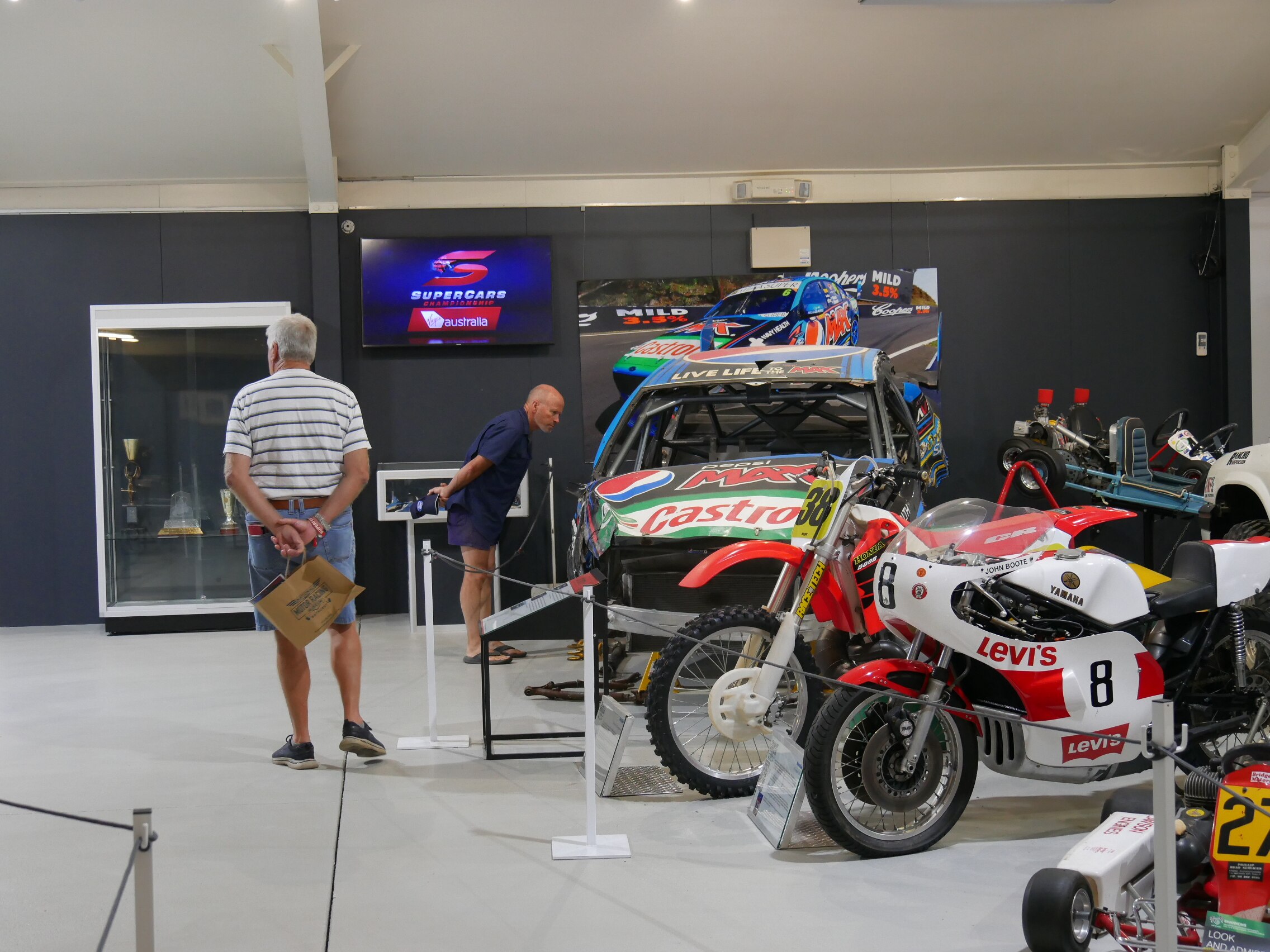 Bathurst 500 returns to Mount Panorama-Wahluu as businesses celebrate ...
