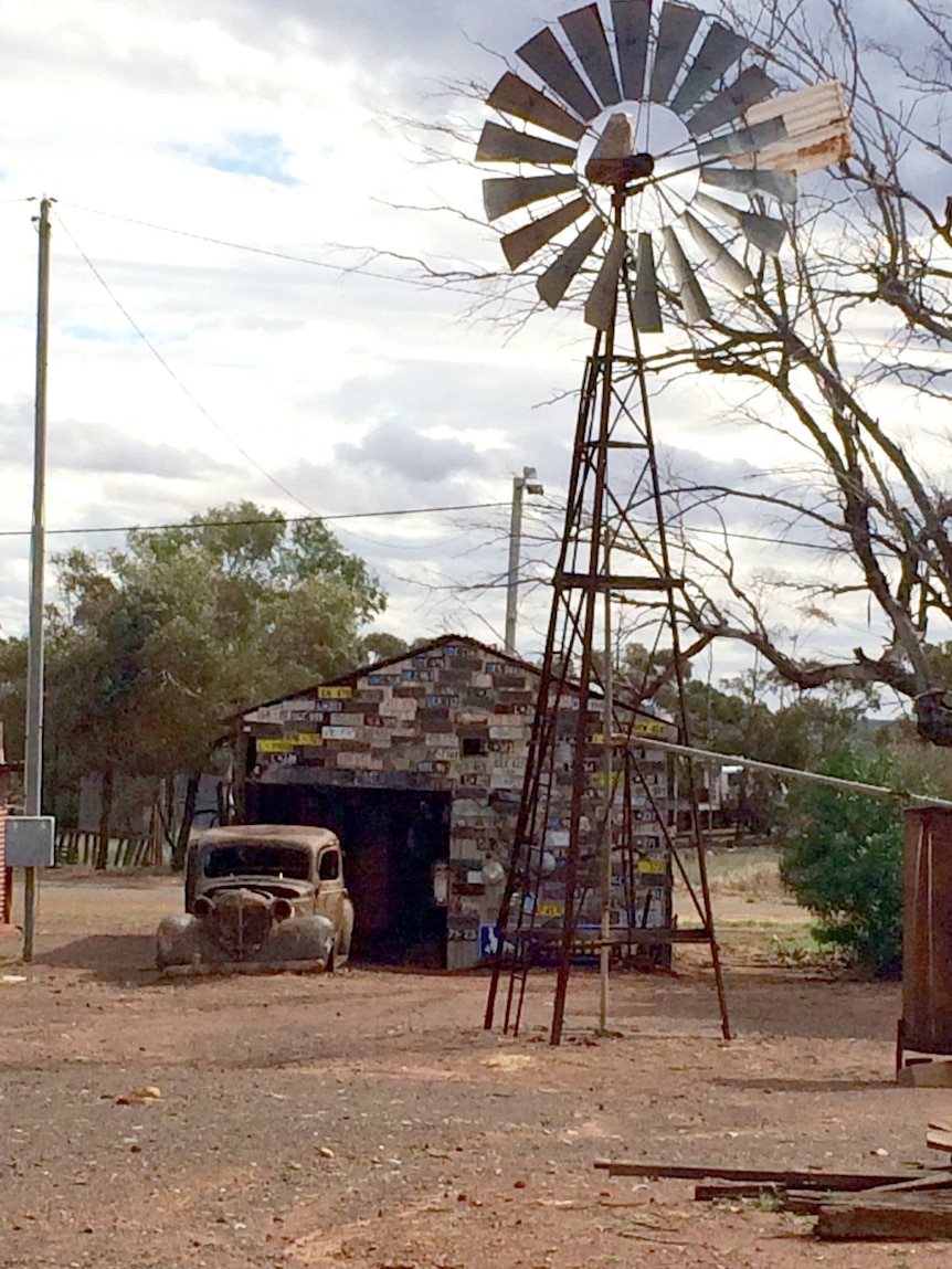 Abandoned structures in Gwalia