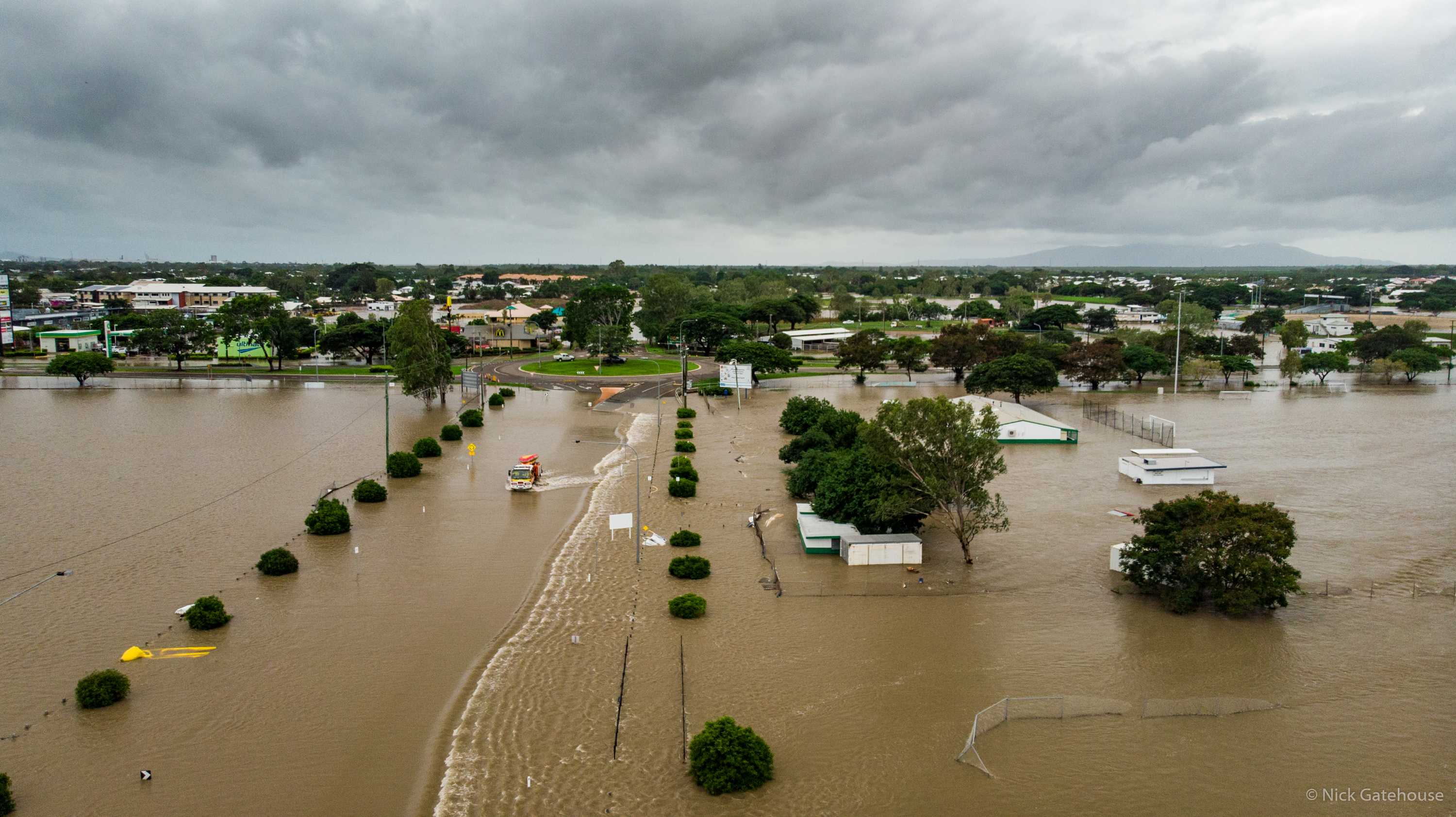 Townsville flooding leaves thousands of homes inundated ABC News