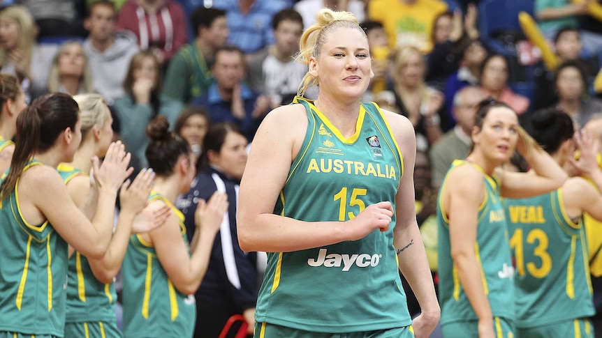 La légende australienne du basket-ball Lauren Jackson sortira de sa retraite internationale pour rejoindre l’équipe de Coupe du monde d’Opals
