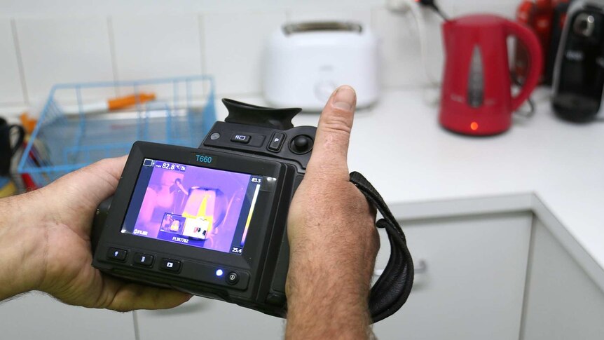 ThermoView infrared camera used in a kitchen