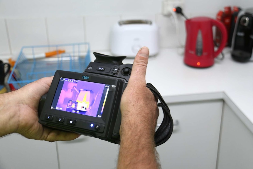 ThermoView infrared camera used in a kitchen