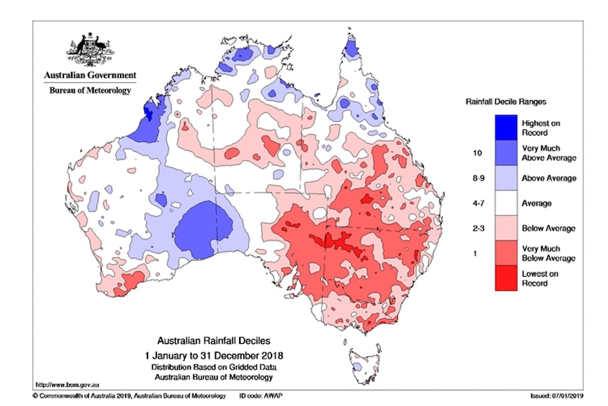 Map of Australia lots of red on the east coast indicating below average to lowest on record rainfall.