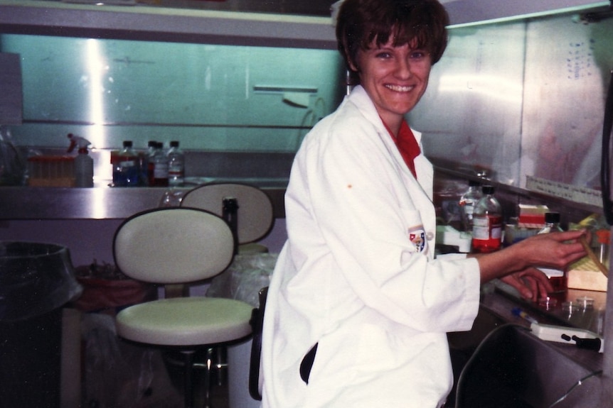 Katalin Karikó, pictured in 1989, in a white labcoat.