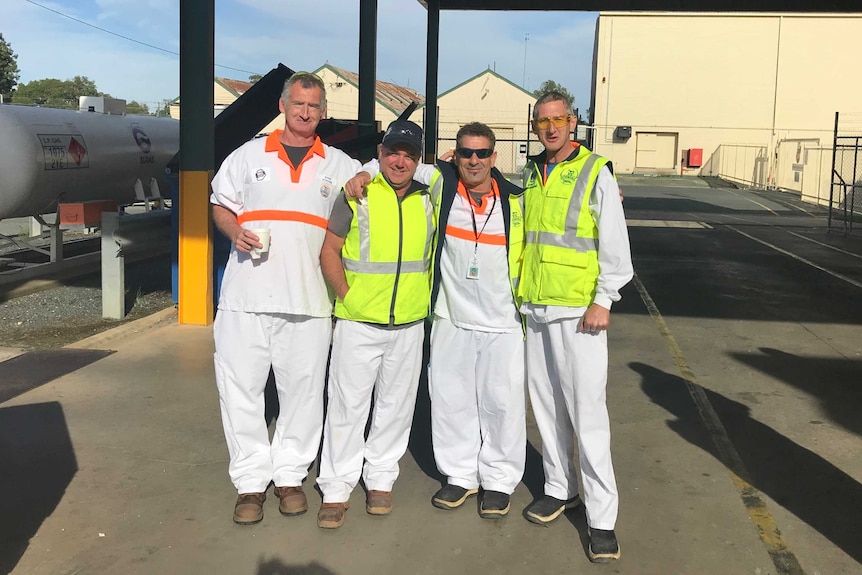 Murray Goulburn workers in Rochester mark the factory's last day.