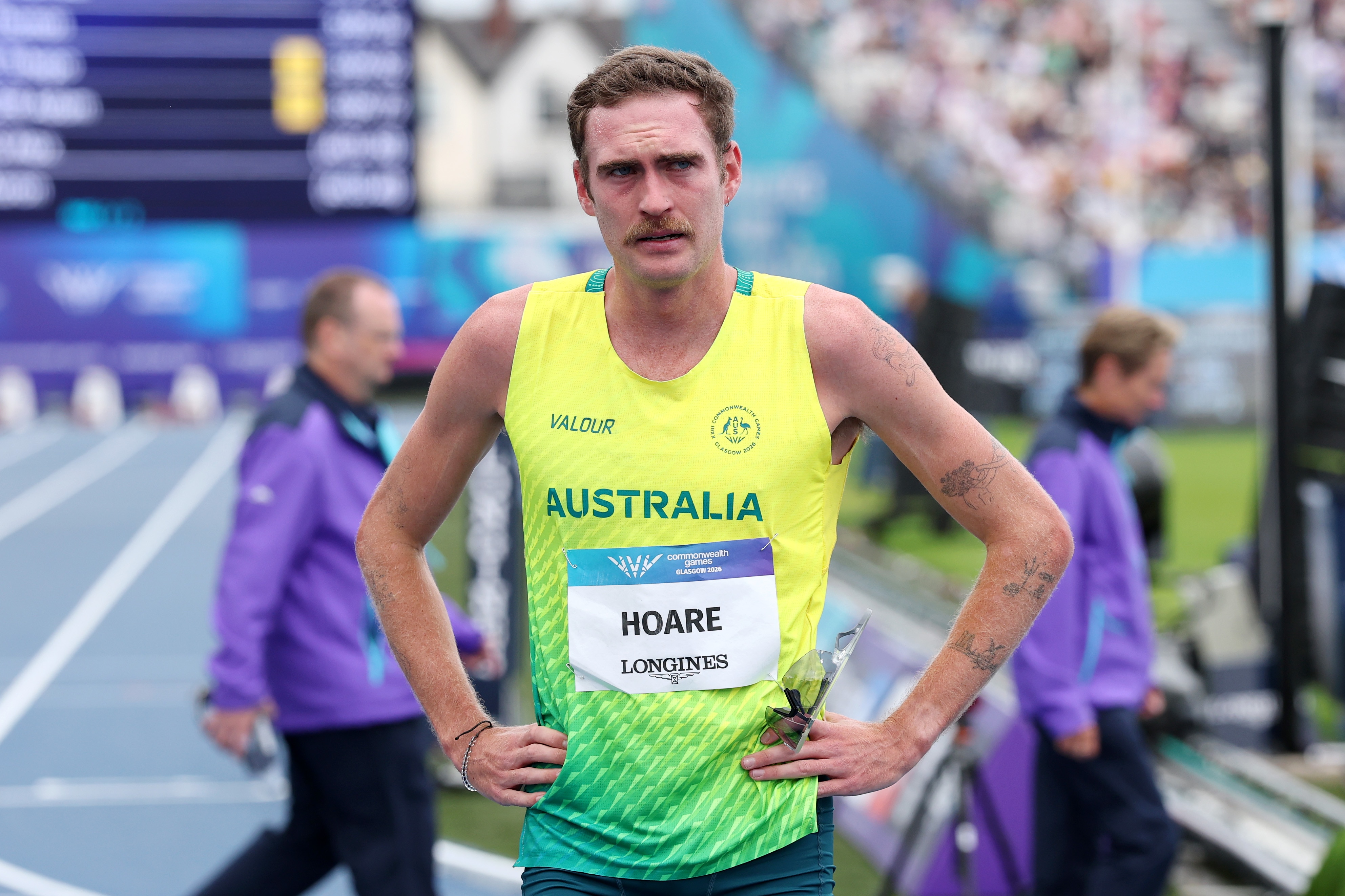 Live: Ollie Hoare falls in mile heats, Australian team appeals