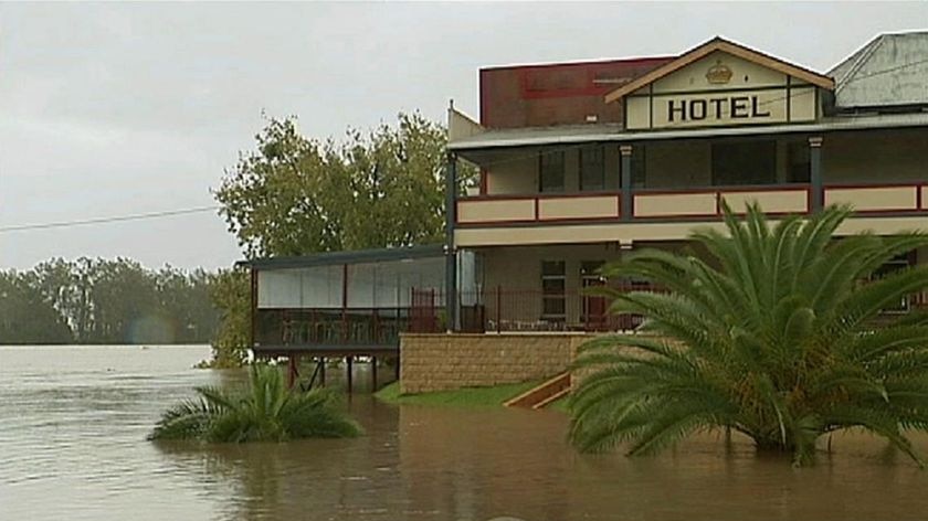 High water...but the Grafton Hotel's publican says he won't leave.
