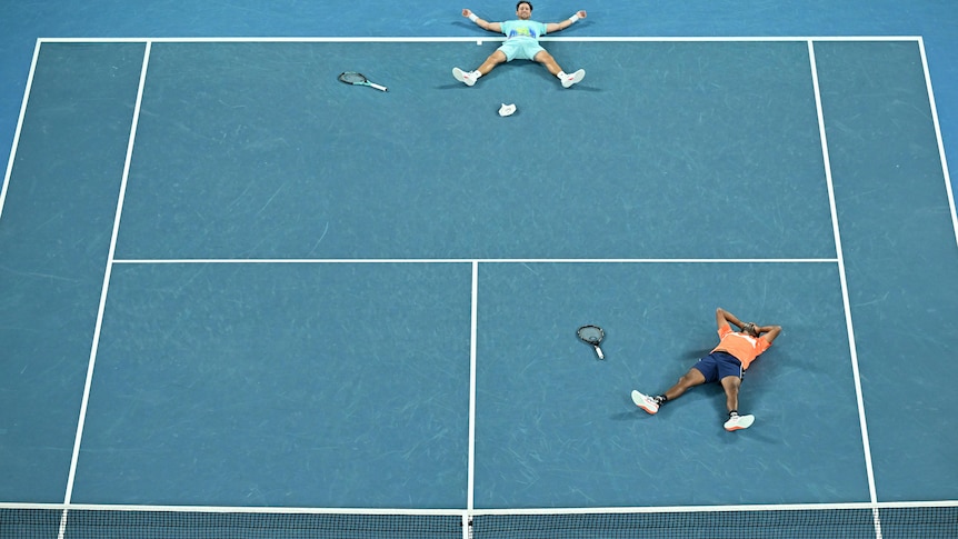 Matthew Ebden gewinnt zusammen mit dem 43-jährigen Rohan Bopanna den Titel im Herrendoppel der Australian Open