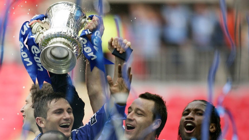 Chelsea players John Terry, Frank Lampard, Claude Makelele, Didier Drogba with the FA Cup.