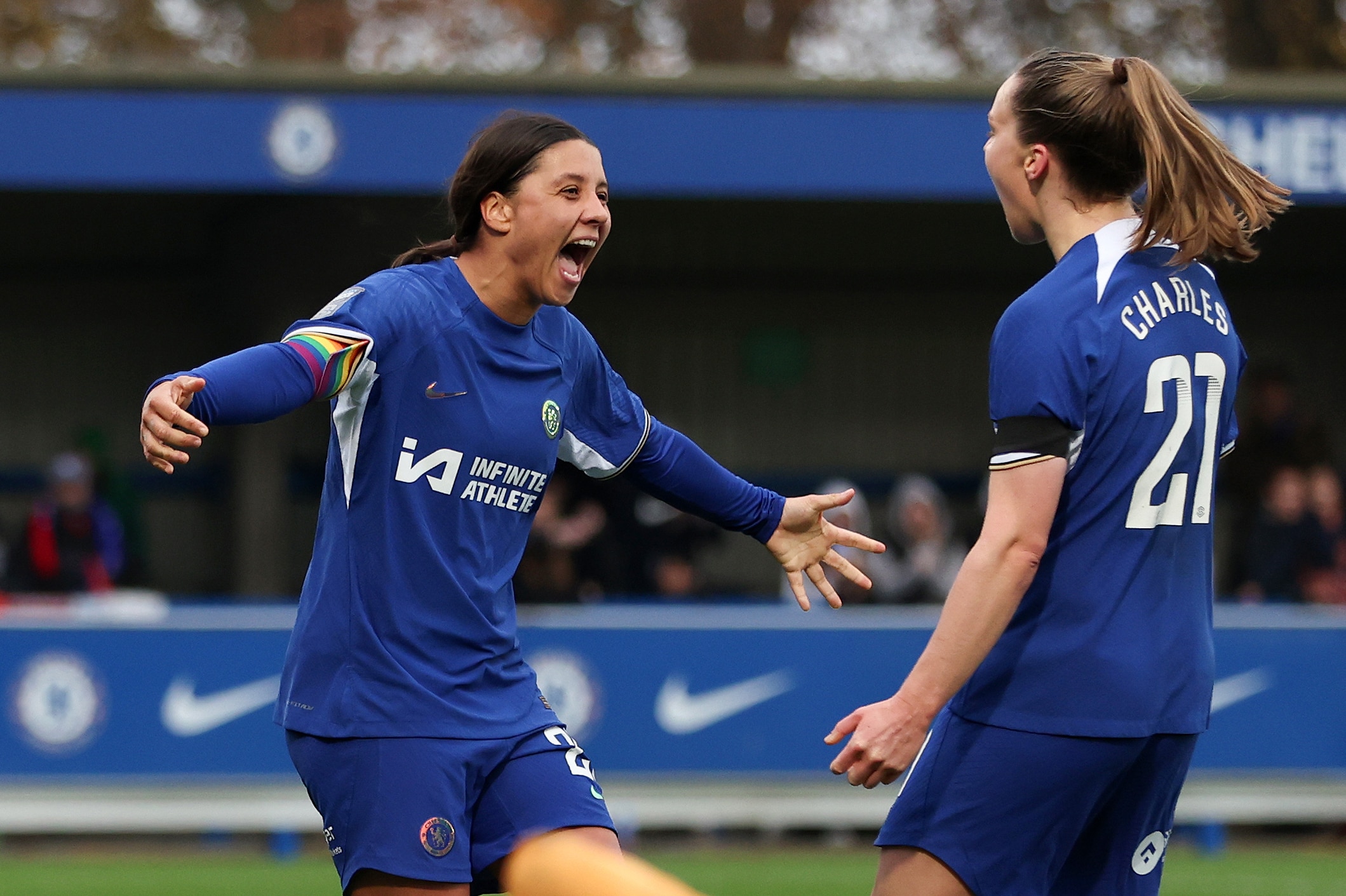 Sam Kerr Marque à Nouveau Alors Que Teagan Micah Fait Des Débuts ...