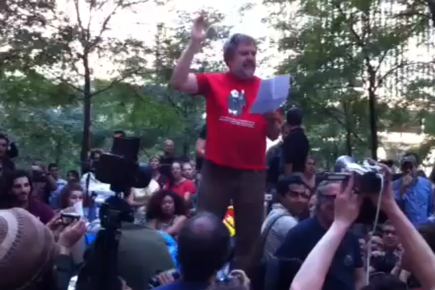 Slavoj Zizek speaking at Occupy Wall Street protests (YouTube: visitordesign)