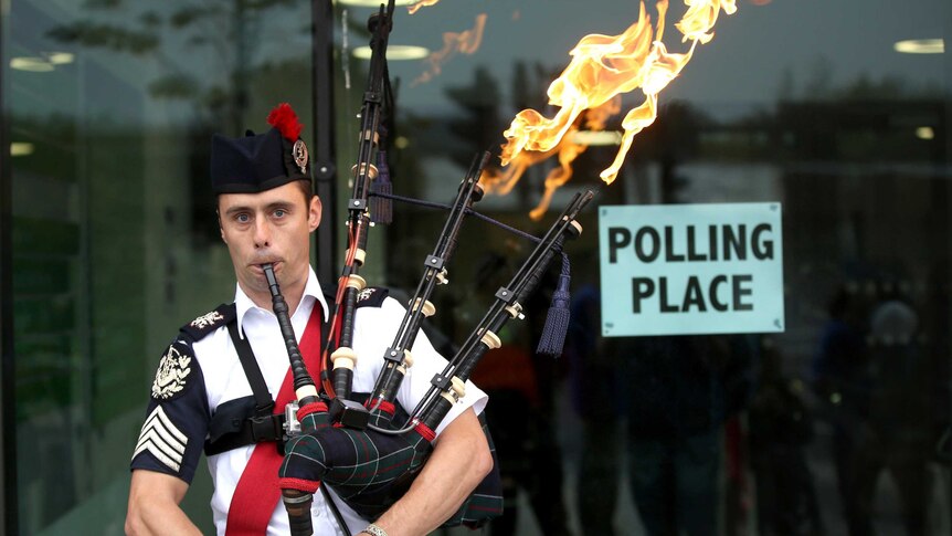 Flame-throwing bagpipes