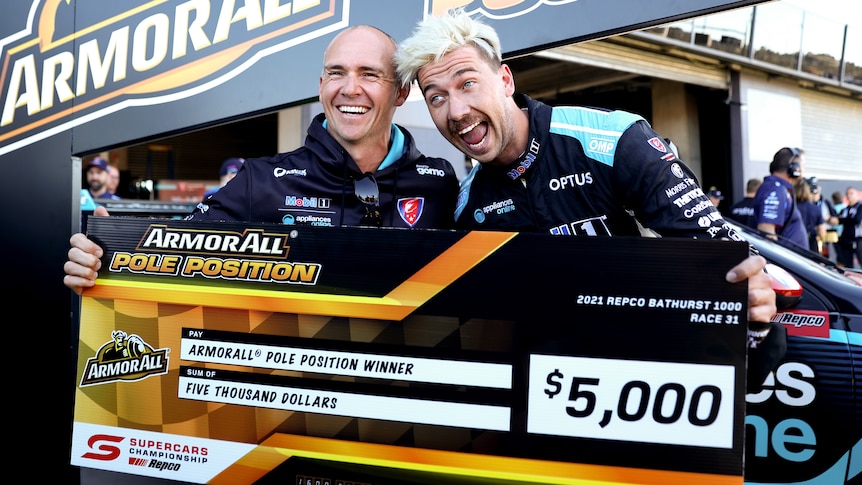 Drivers Chaz Mostert and Lee Holdsworth claim pole position in the Top Ten Shootout during the Bathurst 1000 